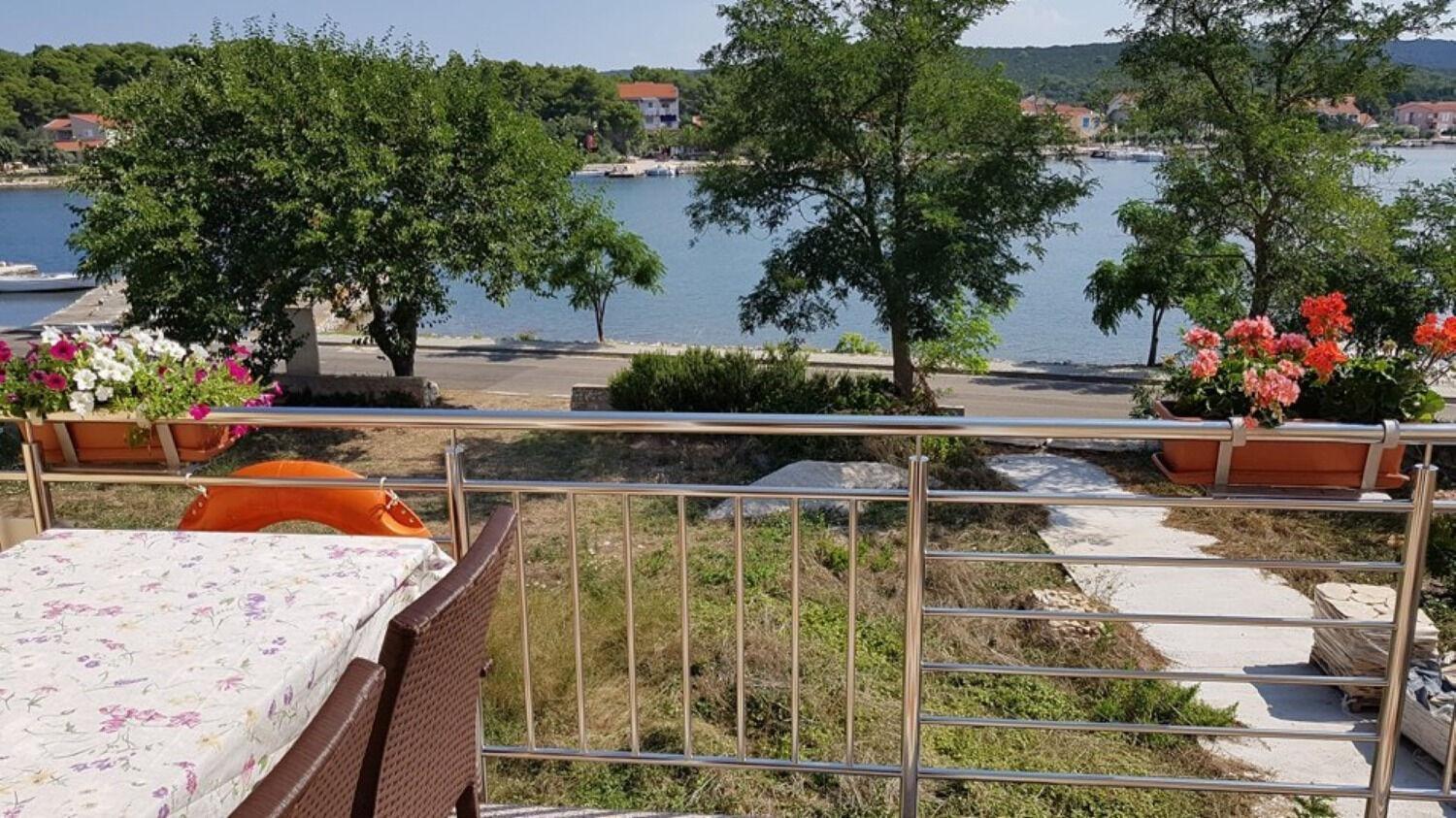 Apartment Zvone Veli Rat Εξωτερικό φωτογραφία